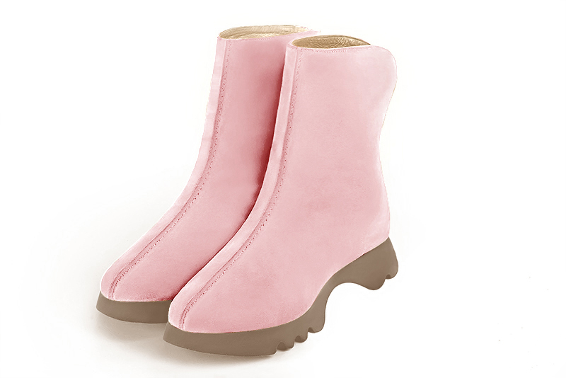 French elegance and refinement for these light pink dress booties, with a zip at the back, 
                available in many subtle leather and colour combinations. This charming ankle boot on a supple gum sole, 
will guarantee you absolute comfort.
The back zip makes them easy to put on.  
                Matching clutches for parties, ceremonies and weddings.   
                You can customize these zip ankle boots to perfectly match your tastes or needs, and have a unique model.  
                Choice of leathers, colours, knots and heels. 
                Wide range of materials and shades carefully chosen.  
                Rich collection of flat, low, mid and high heels.  
                Small and large shoe sizes - Florence KOOIJMAN